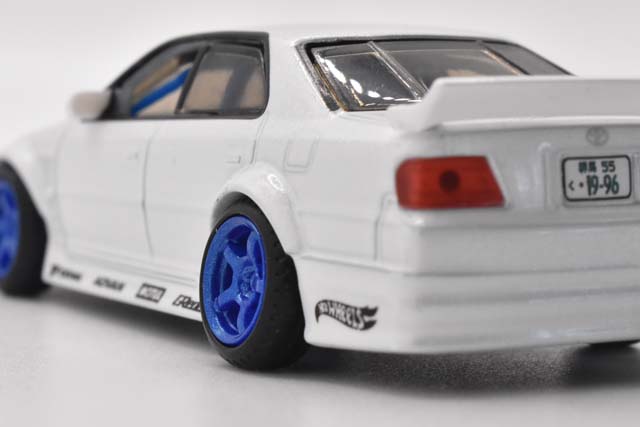 96 TOYOTA CHASER JZX100のレビュー！ELITE 64シリーズのクオリティや