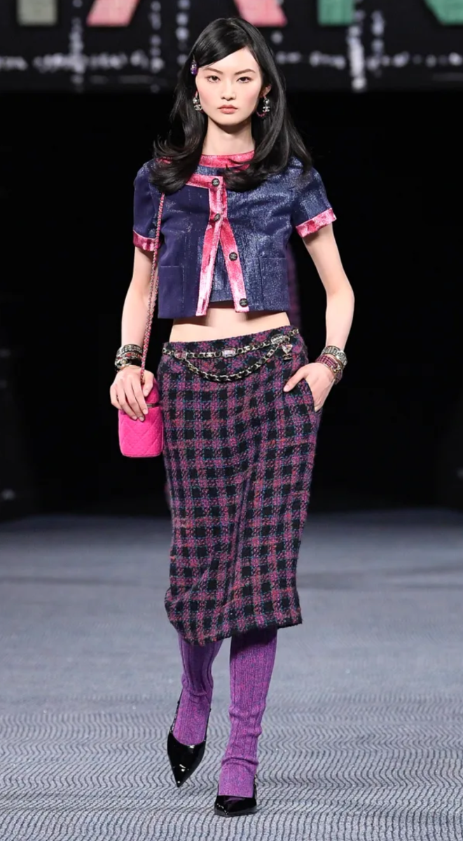 NWT 22K CHANEL METALLIC NAVY BLUE PINK CC BUTTONS CROP TOP JACKET