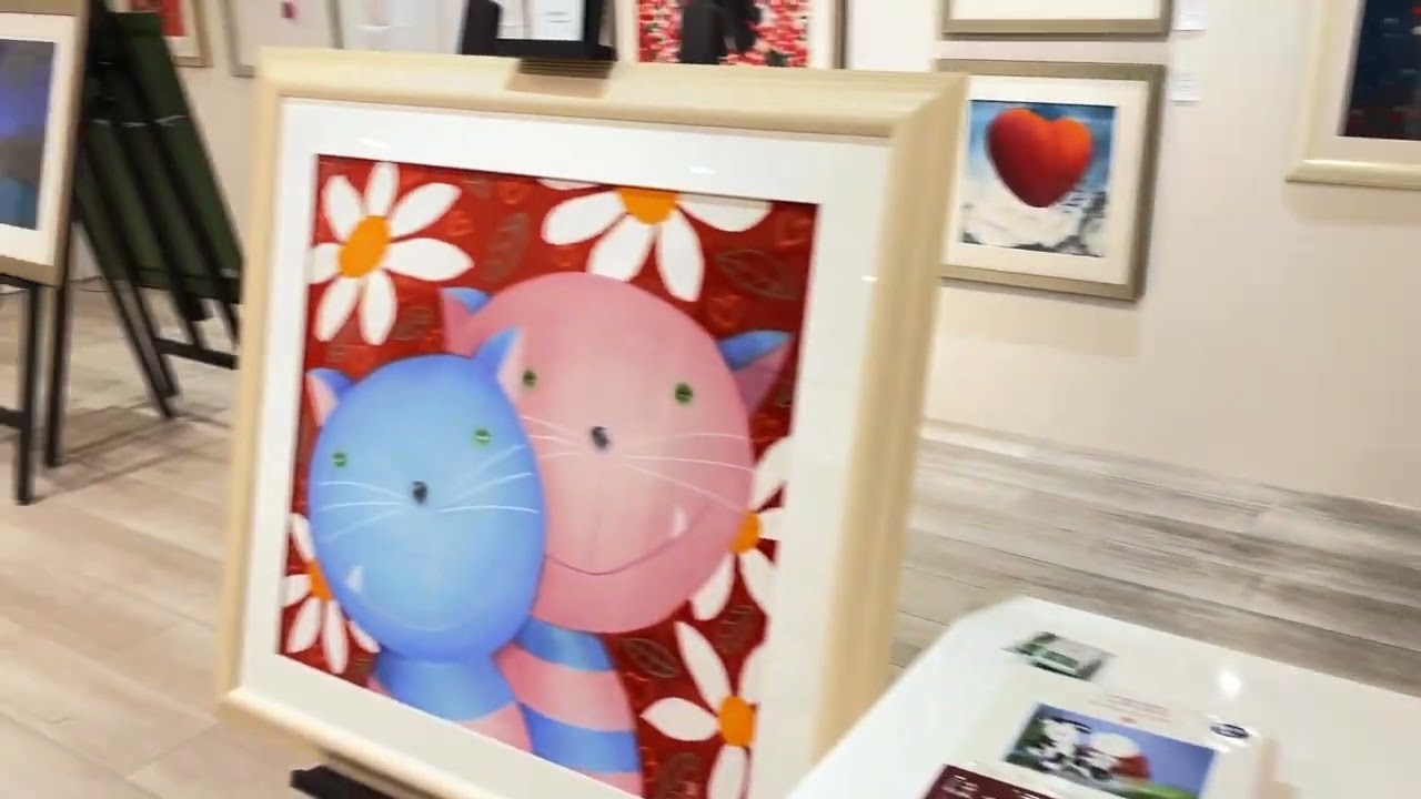 マッケンジー・ソープ来日絵画展開催中【三都市巡回】 - YouTube