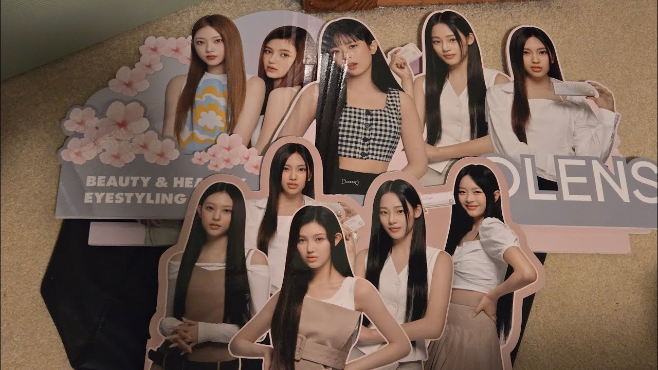 NEWJEANS (NJZ) OLENS DISPLAY BOARD UNBOXING/REVIEW - YouTube