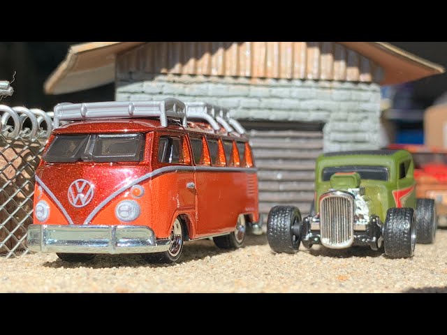 1967 Volkswagen Samba Bus & '32 Ford-Hot Wheels Boulevard - YouTube