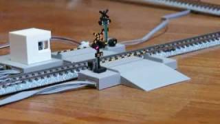 鉄道模型）TOMIX 5555 TCS自動踏切セット その1 - YouTube