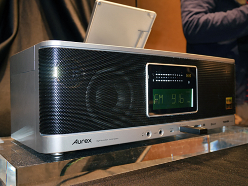 往年の「Aurex」ブランドが復活！ こだわりのハイレゾ対応CDラジカセ