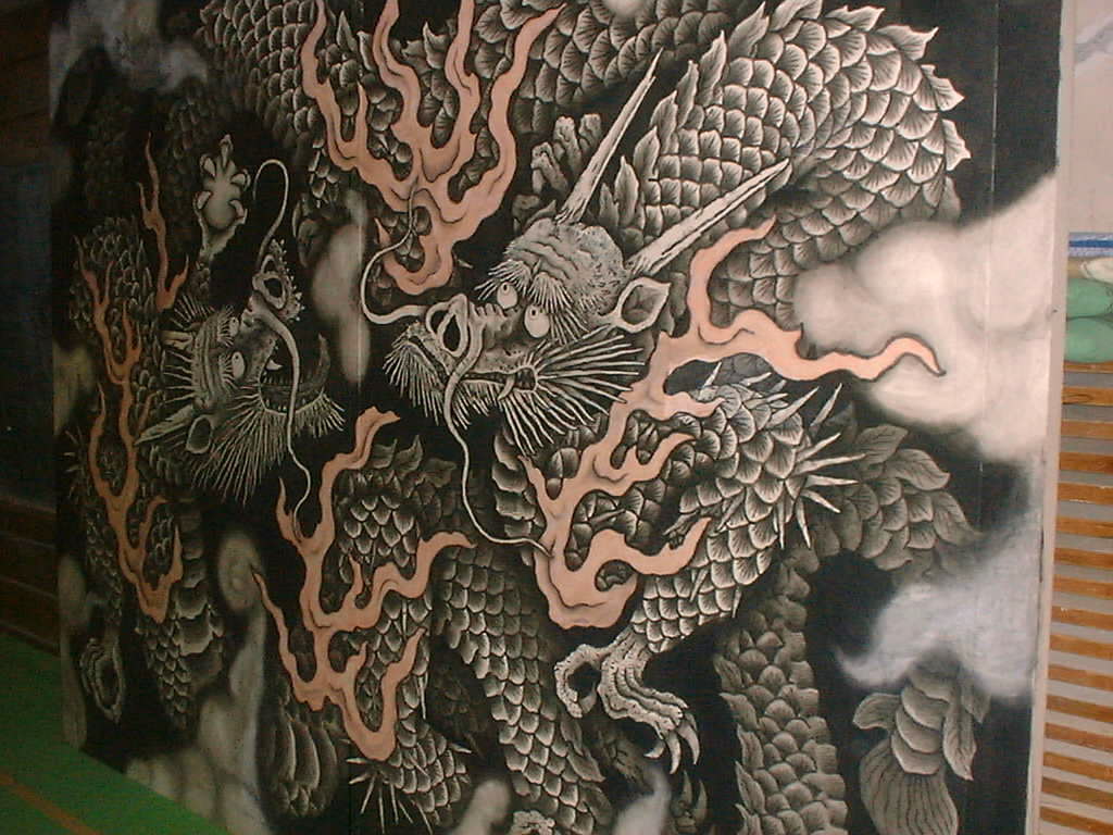 小泉淳作の「双龍図」/Dragonを語る路地ニャン公の尾道ホッと情報国内