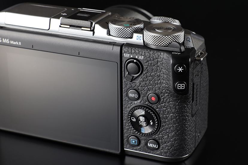 本日9/27発売！ キヤノン「EOS M6 Mark II」速攻使用レポート。高画素