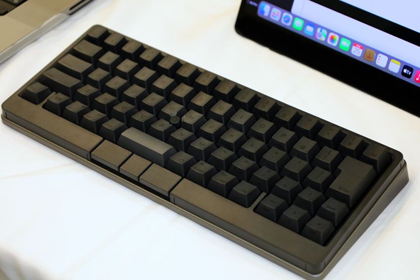 PFUからオールインワンの「HHKB Studio」登場！ メカニカルスイッチ