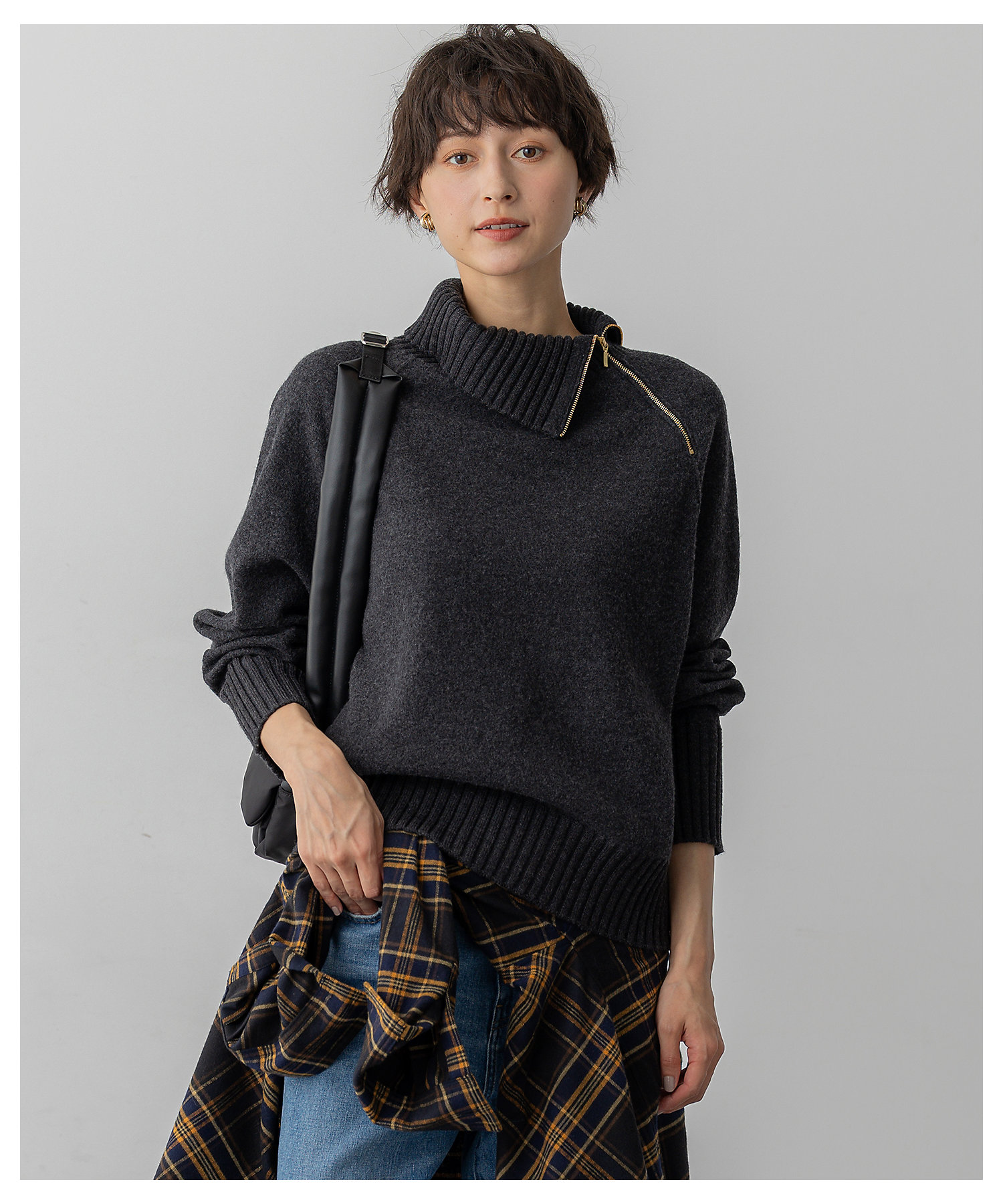 ボイルドウールコンビ ジップ タートルニット（KRWSGW0562