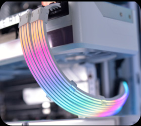 Strimer Plus V2 - LIAN LIはPCケースの大手プロバイダーです