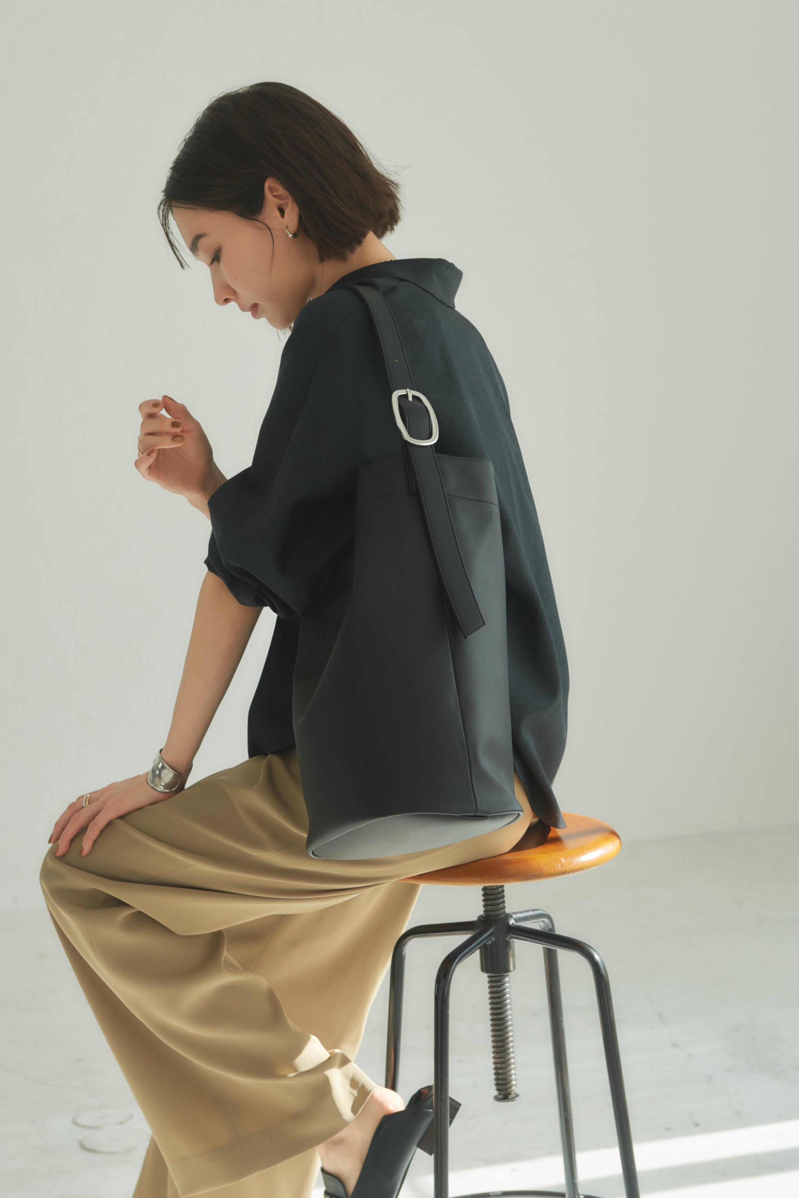 国産アップルレザー製トートバッグ「Apple 2Way Tote Bag」 | LOVST