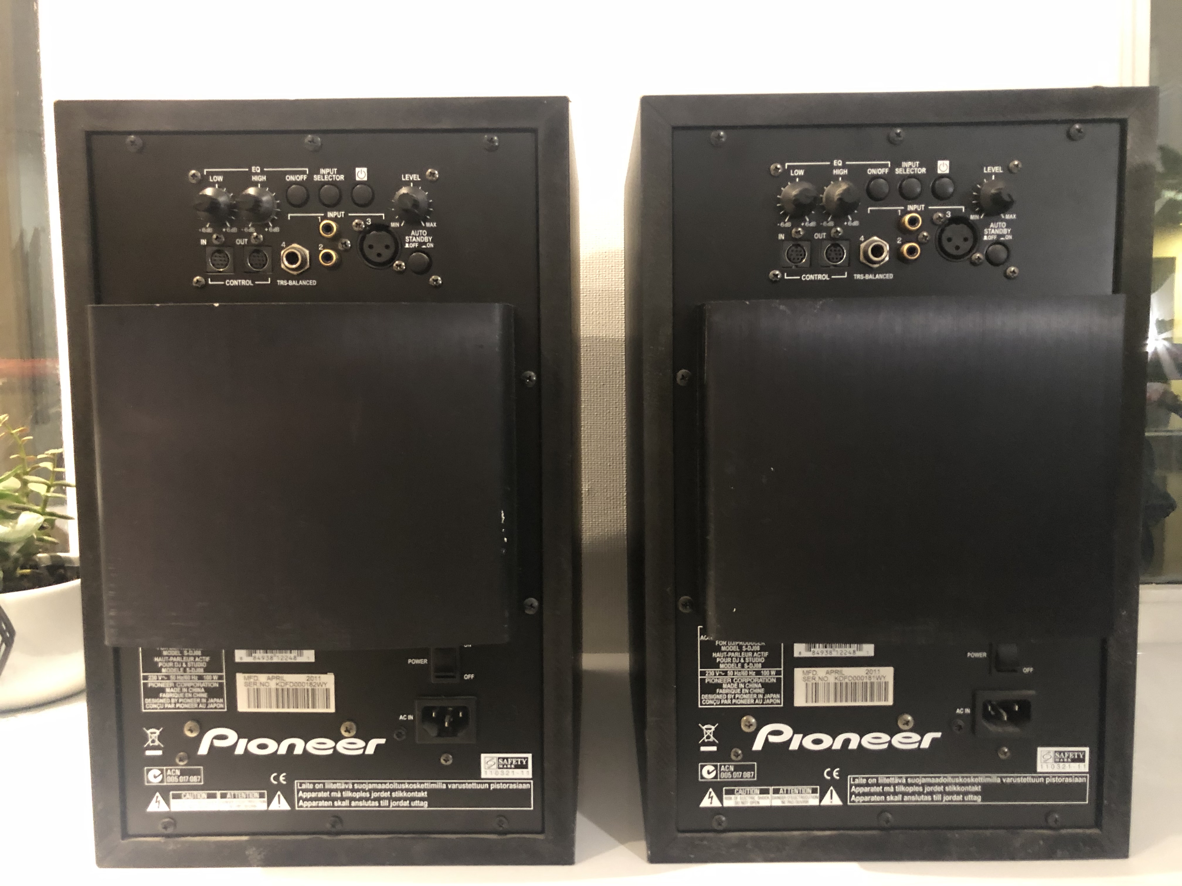 S-DJ08 - Pioneer S-DJ08 - Audiofanzine