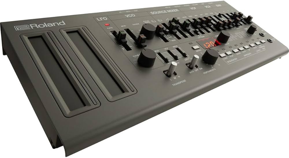 Roland SH-01A Boutique Synthesizer - Sounds of The Classic SH-101