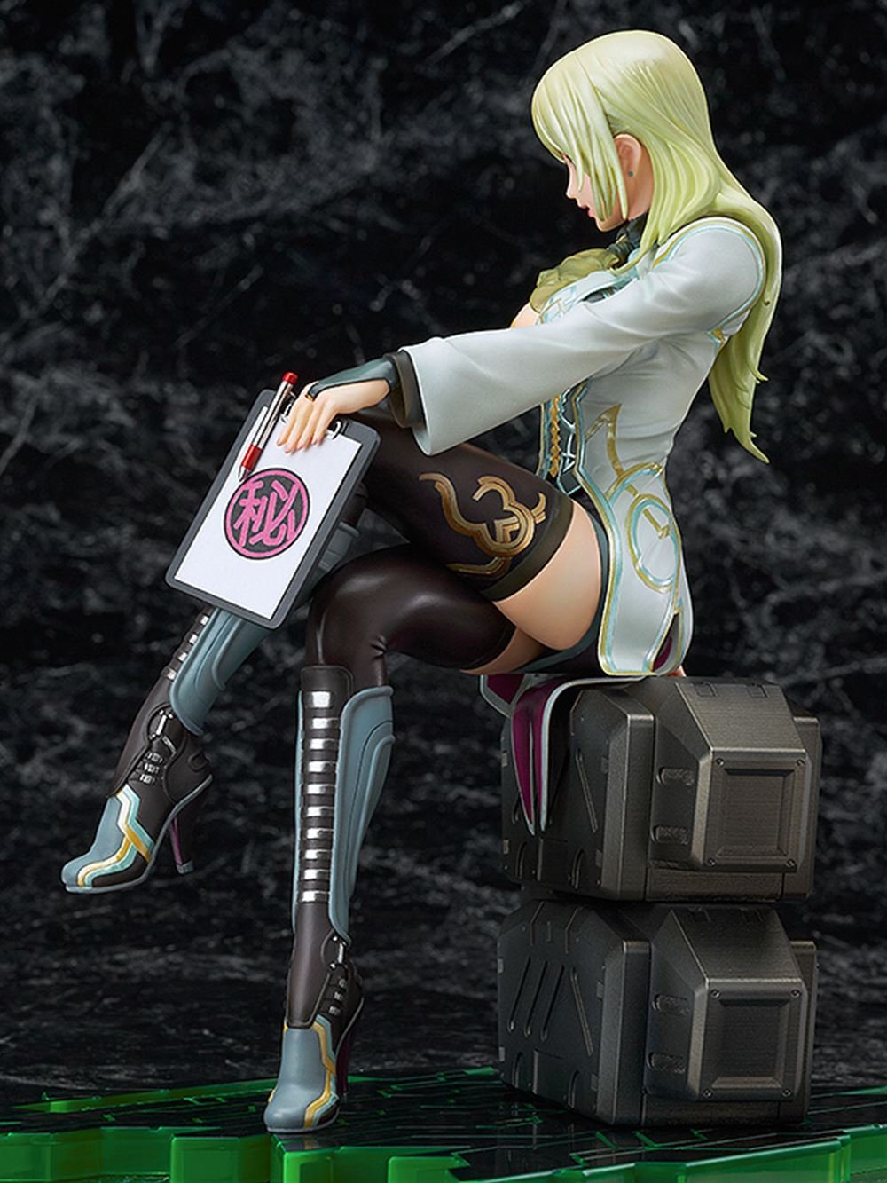 Amazon.co.jp: ボーダーブレイク フィオナ 山下しゅんやver. (1/7