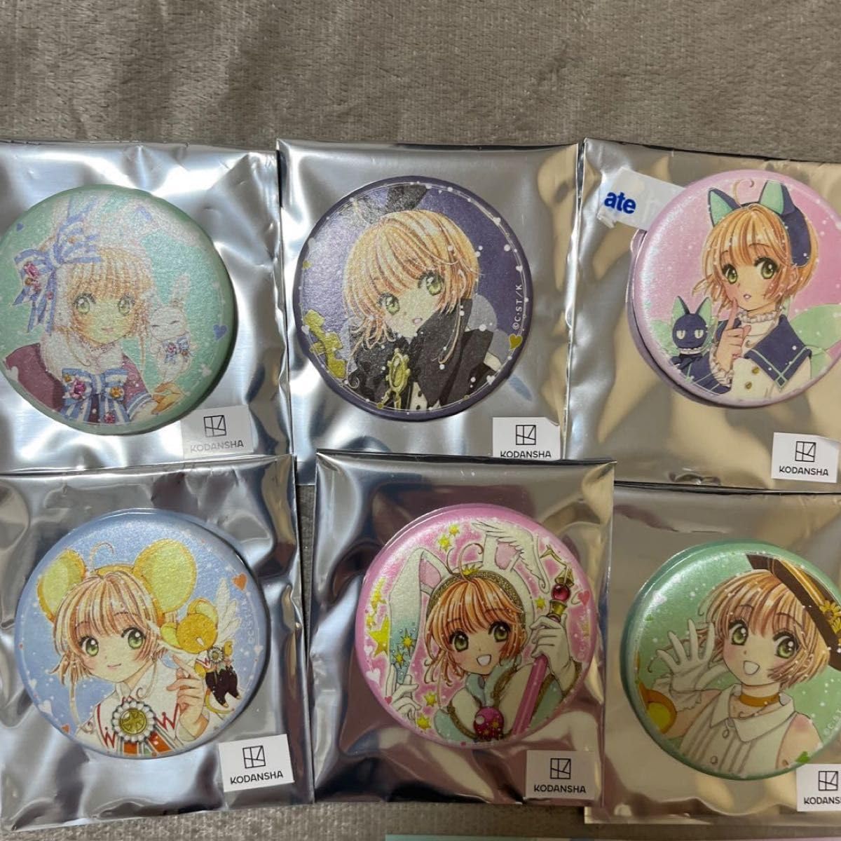 カードキャプターさくら 非売品 木之本桜 缶バッジ 5枚セット Amazon