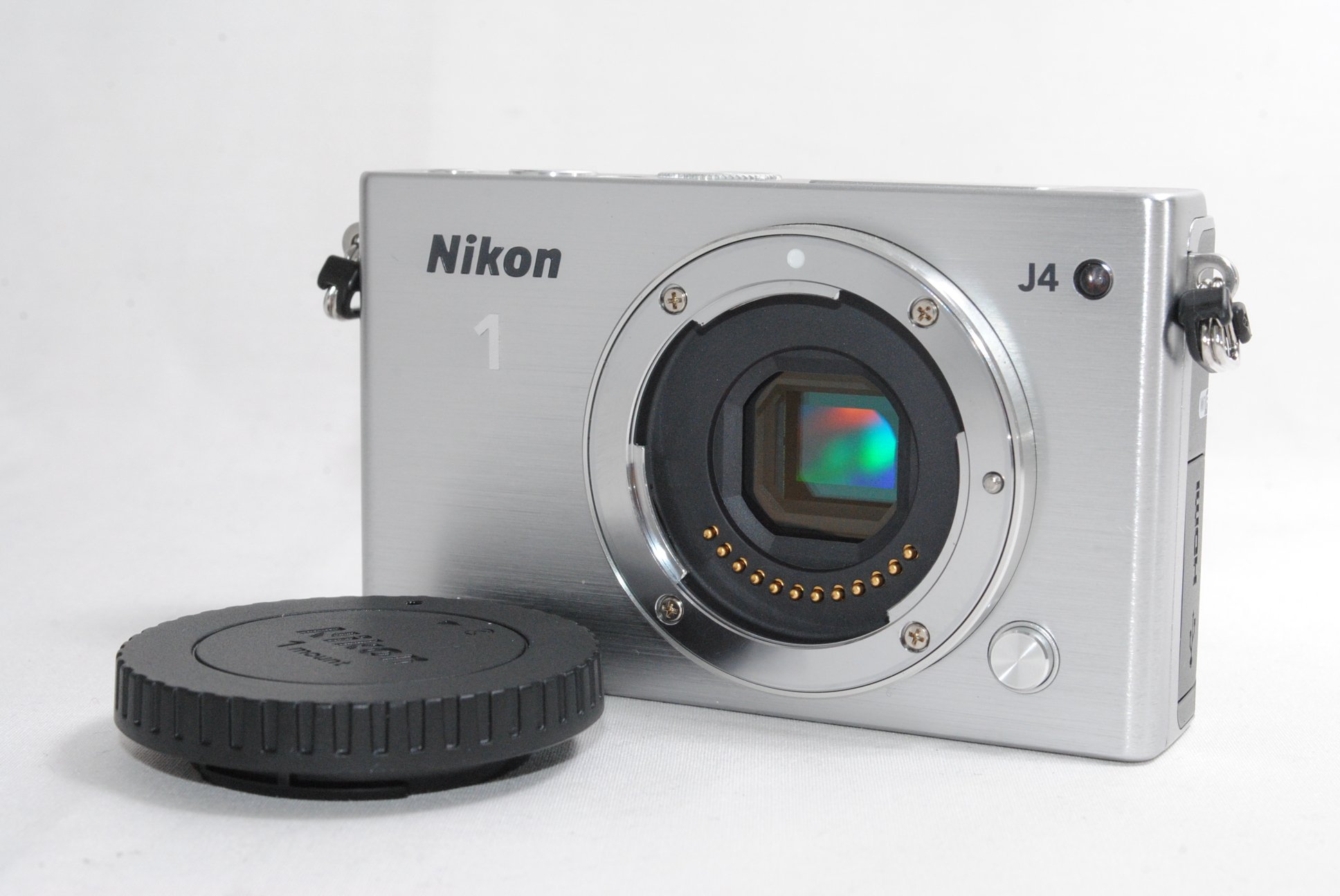 Amazon | Nikon ミラーレス一眼 Nikon1 J4 シルバー J4HPLKSL ボディ
