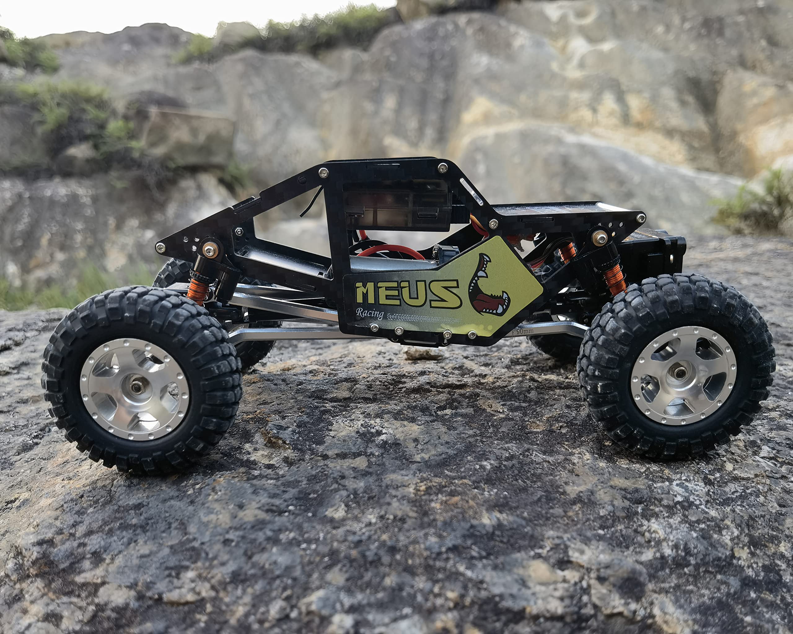 Amazon | MEUS Racing SCX24 LCG シャーシ カーボンファイバー