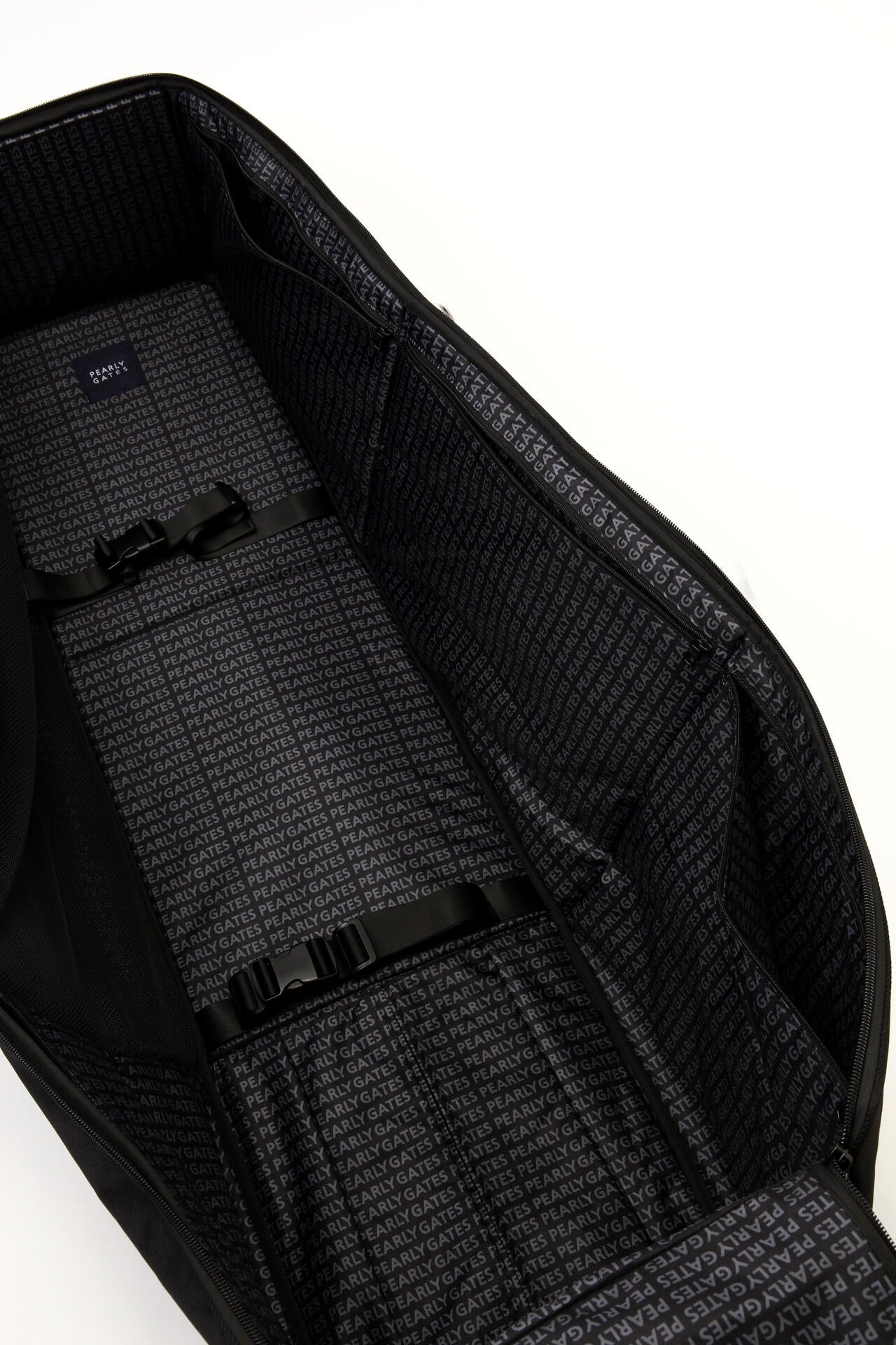 公式オンライン&一部店舗限定】キャリー付きBLACKトラベルカバー (46