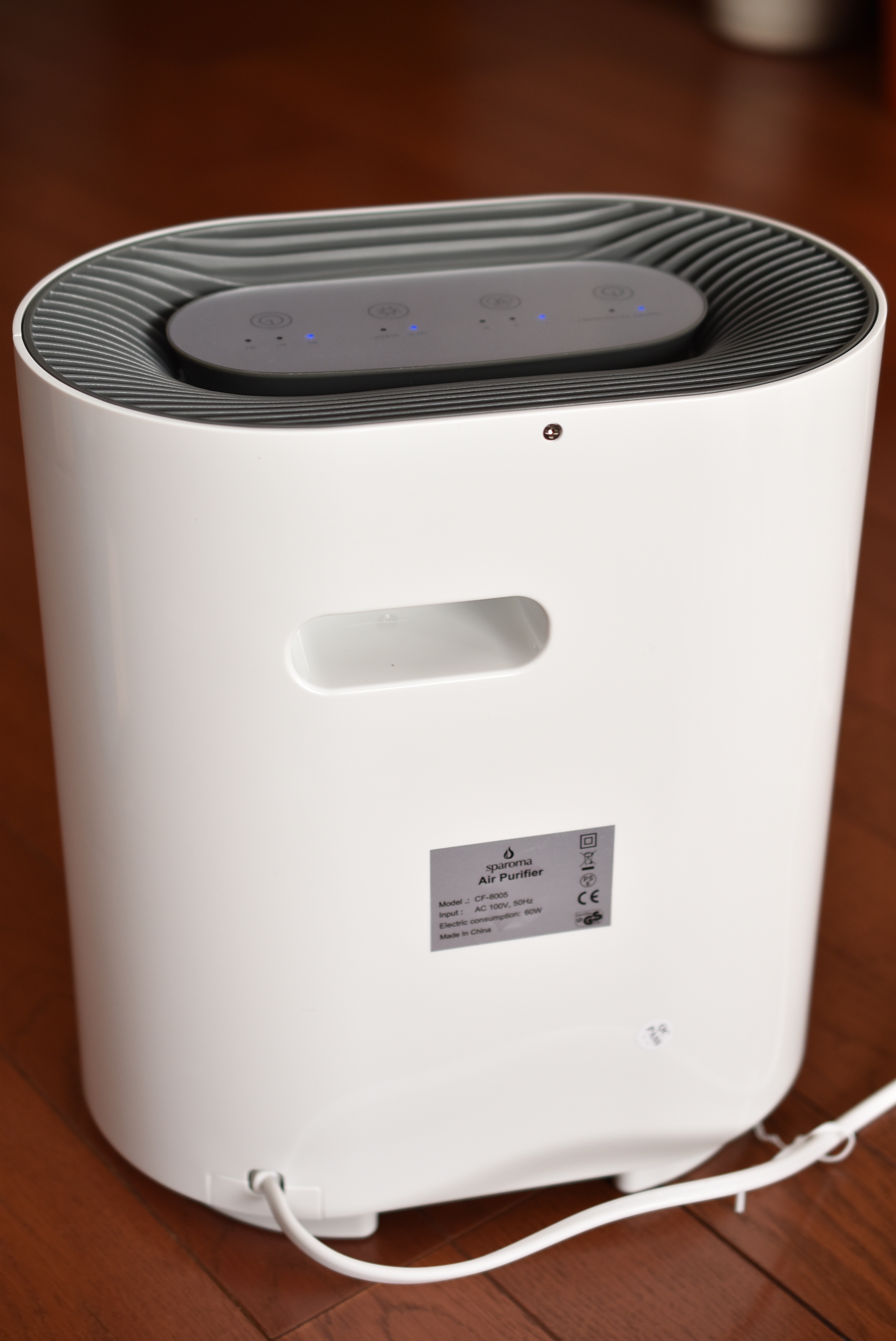 Sparoma の空気清浄機 CF-8005 はコンパクトでパワフル。花粉・ホコリ