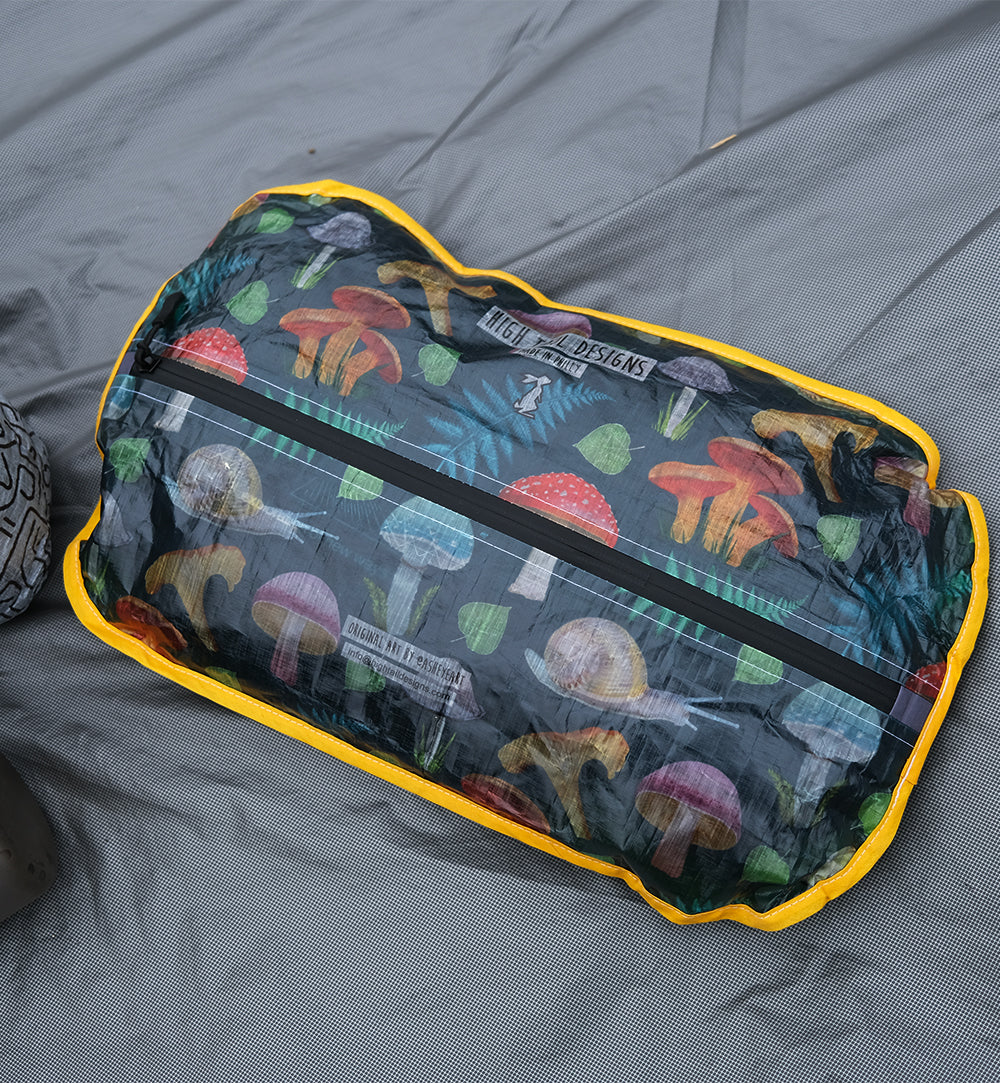 HIGH TAIL DESIGNS / Ultralight Stuff Sack Pillow