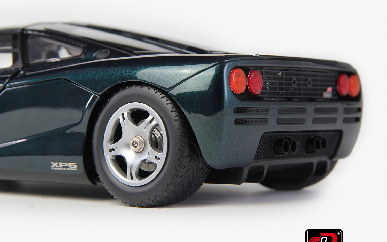LCD - 1:18 McLaren F1 XP5 Green Diecast Model