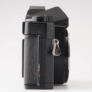 マミヤ Mamiya ZE-2 QUARTZ / MAMIYA SEKOR E 135mm F2.8 – Natural