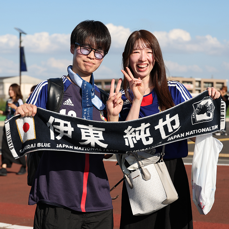 SALE】プレーヤーズタオルマフラー2024(SAMURAI BLUE) STADIUM LINE