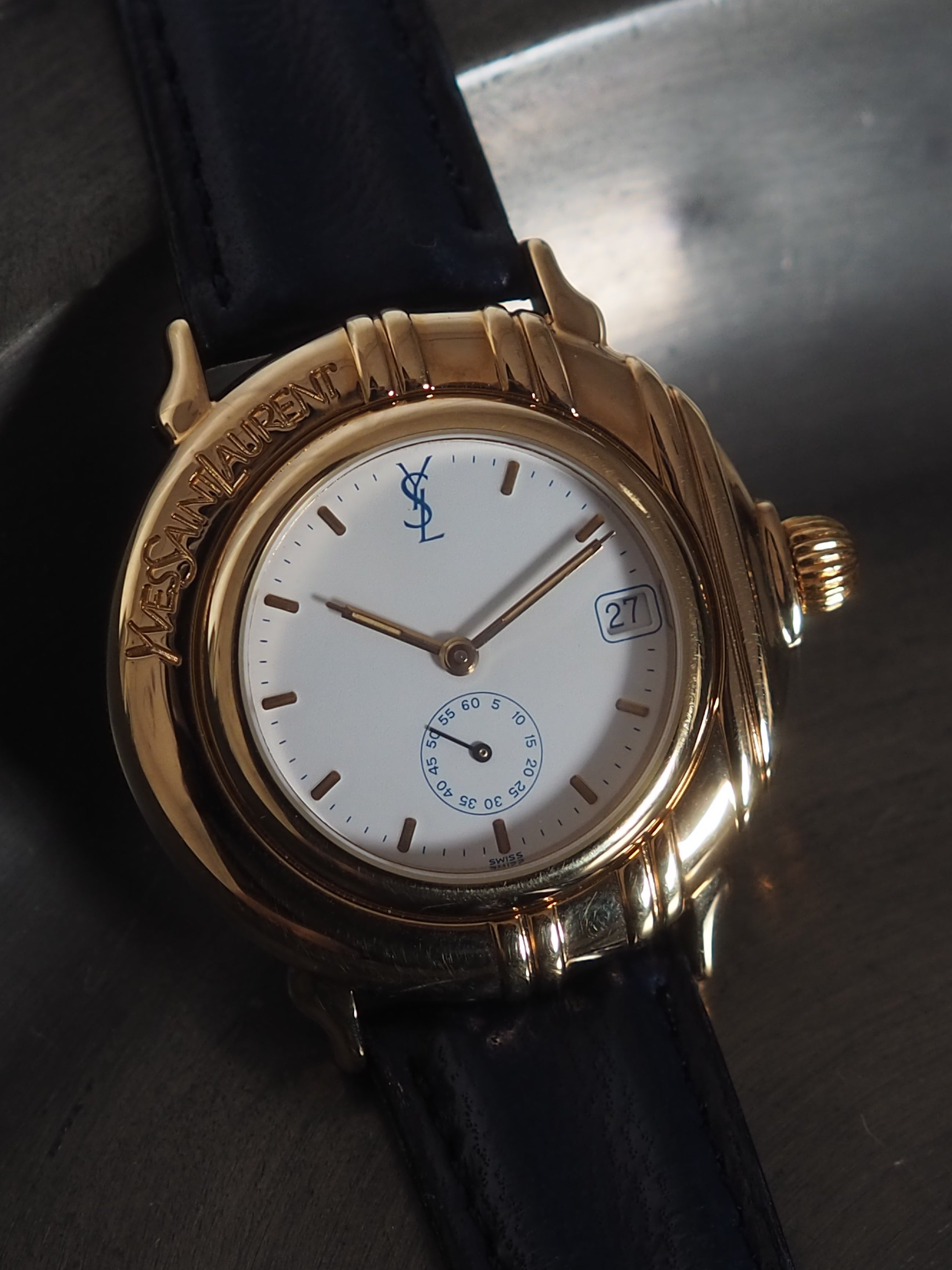 Yves Saint Laurent サンローラン YSL ラウンド ウォッチ 腕時計