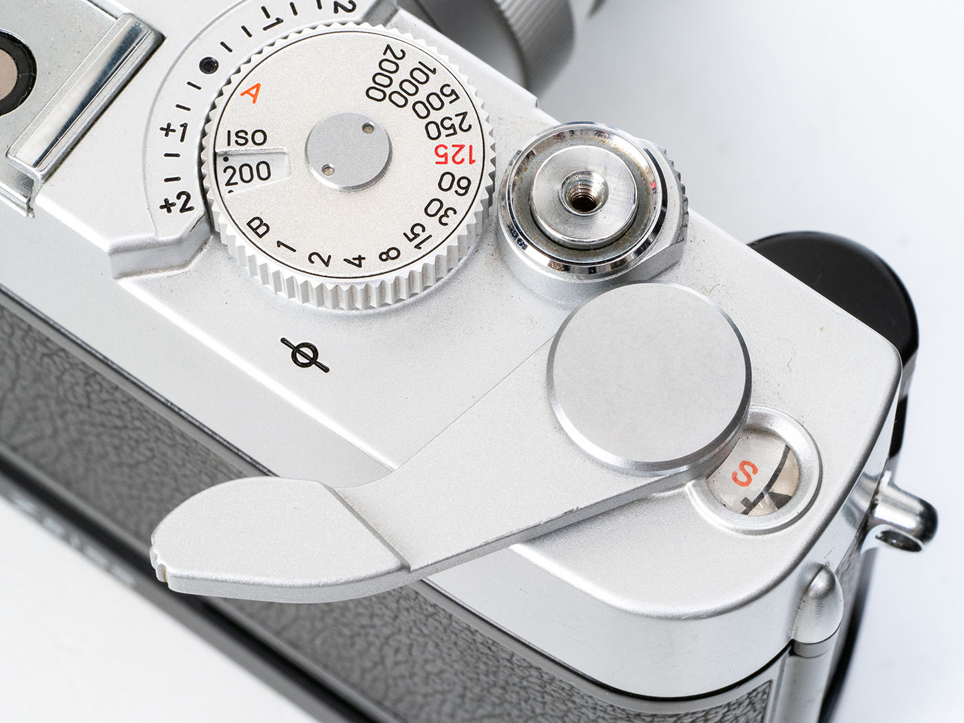 赤城耕一：第23回 ライカMマウント互換のレンジファインダー機 「ZEISS