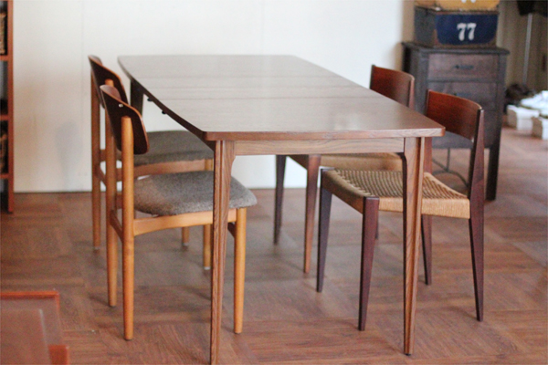 ACME FURNITURE アクメファニチャー BROOKS DINING TABLE ブルックス