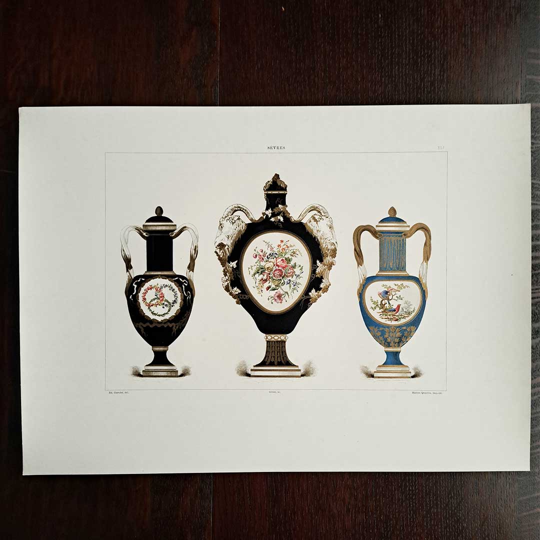 セーブルの軟質磁器「壺」プレートNo.41