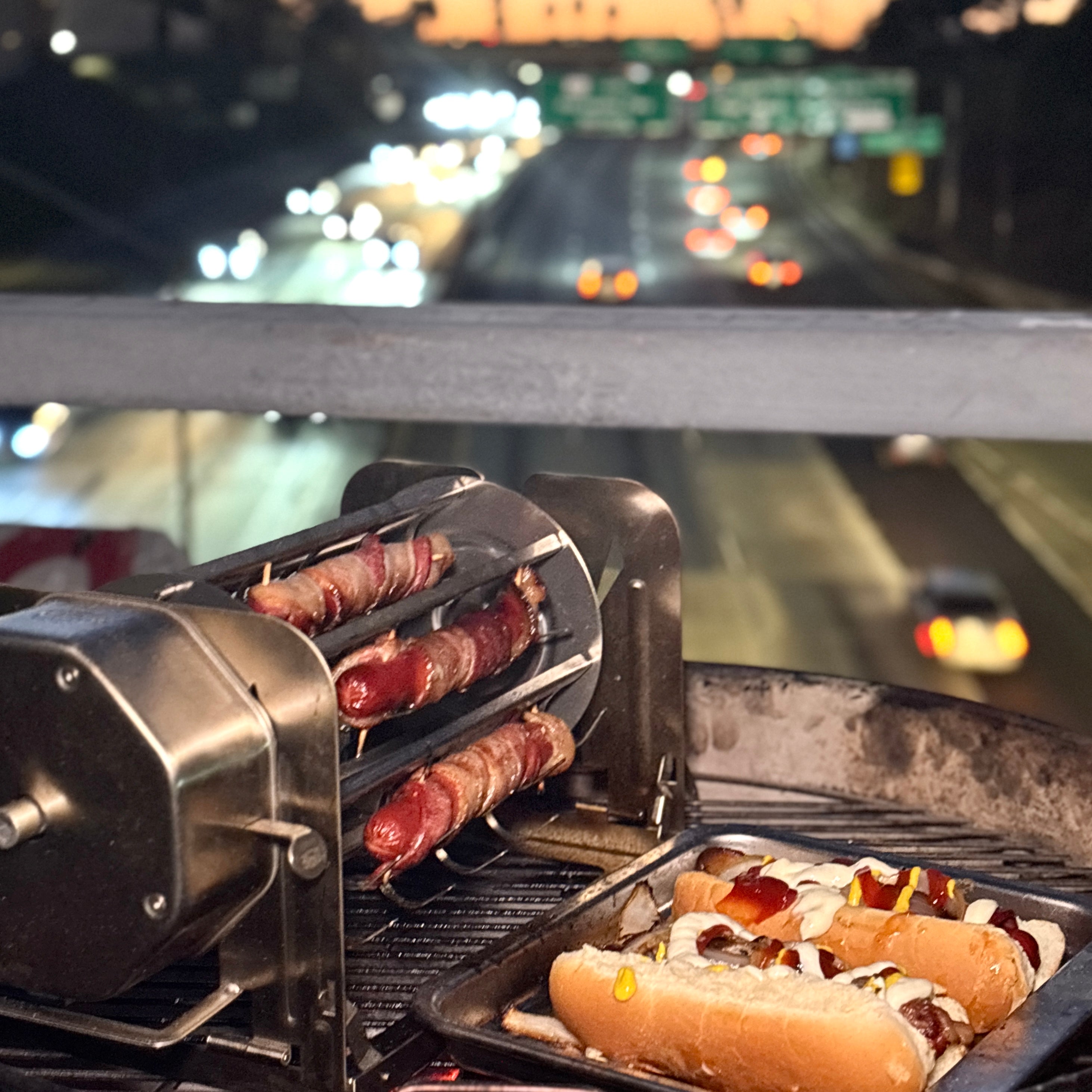 Roto-Q360-H Hot Dog Rotisserie Cooker | Ferris Wheel Style Grill