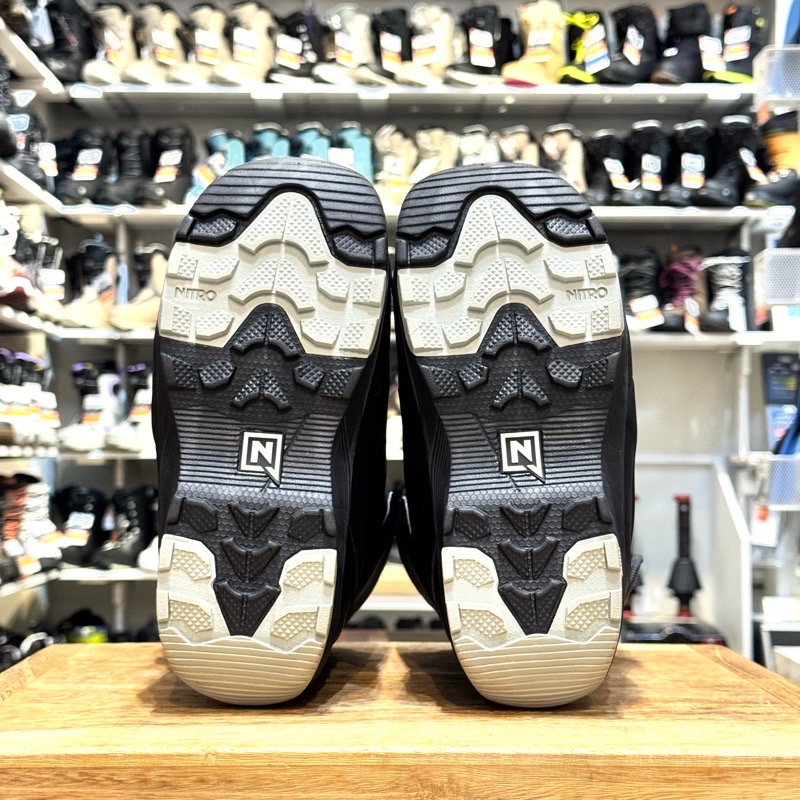 ラスト1点】 23-24 NITRO CYPRESS BOA カラー:BLACK 23.5cm ナイトロ