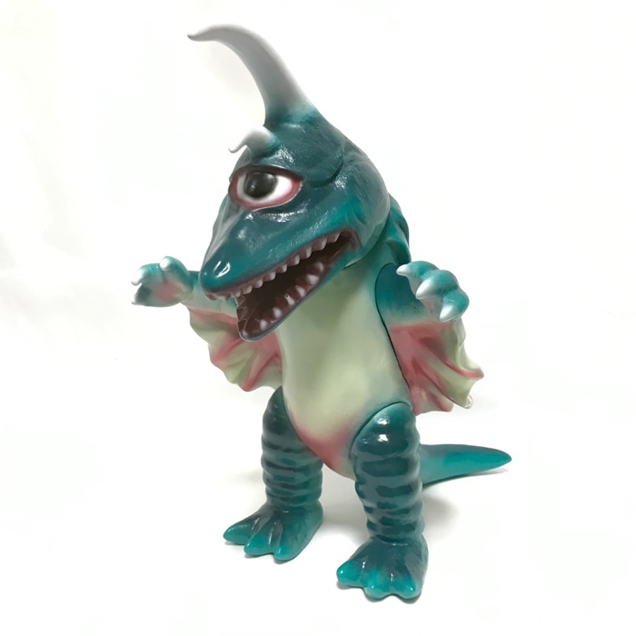 ドリームロケット最新作として『仮面の忍者赤影』から「とかげ怪獣