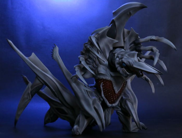 ガメラ（1996）」に続いてエクスプラスより「レギオン」の「ナイト