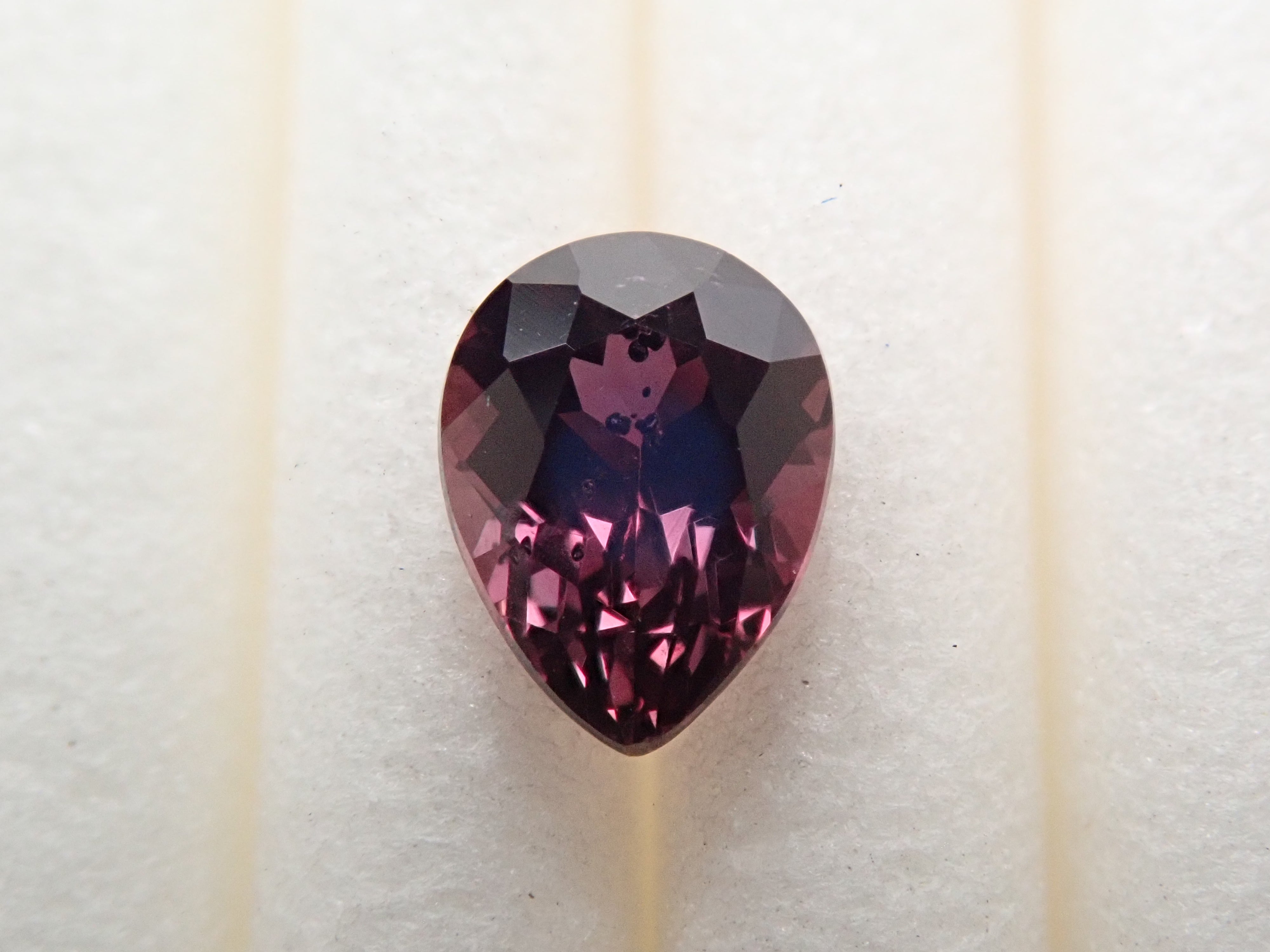 カラーチェンジサファイア 0.526ctルース