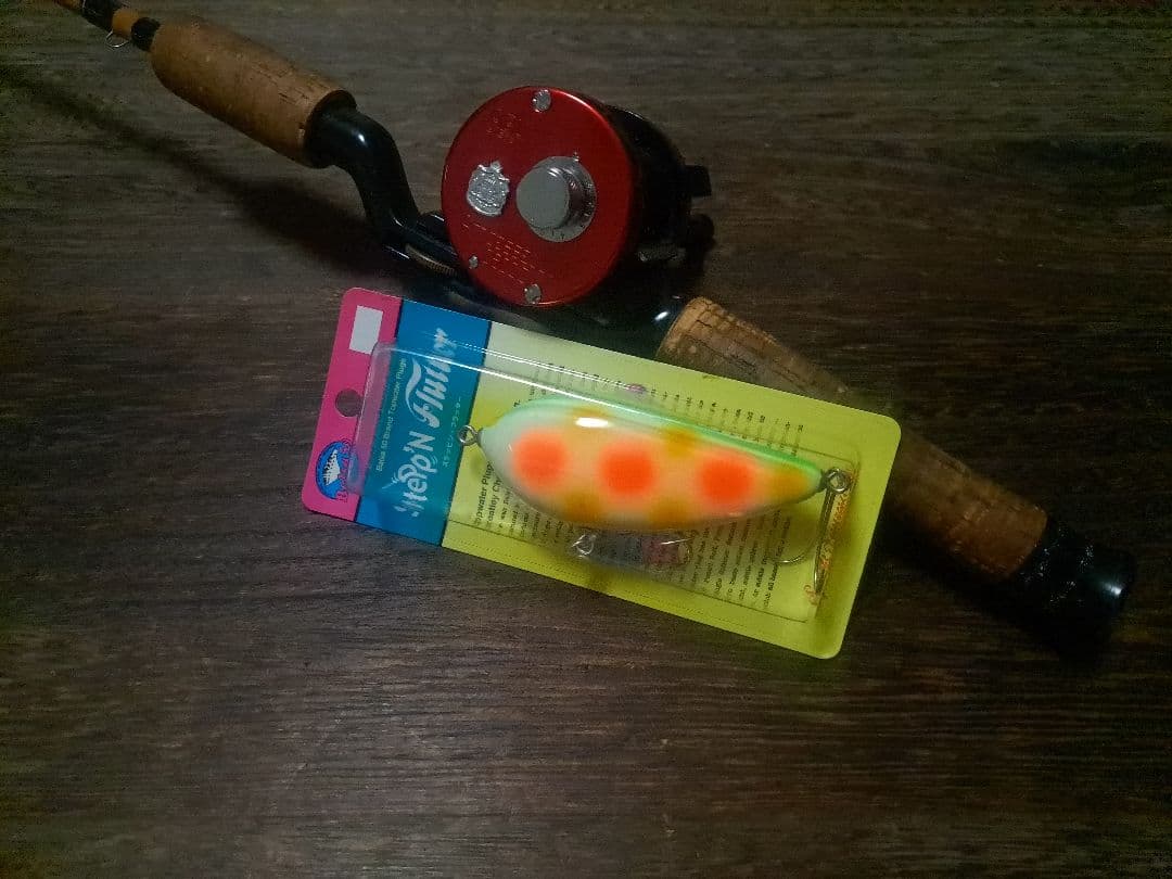 バルサ50 ステッピン・フラッター パロット 奇跡のデッドストック