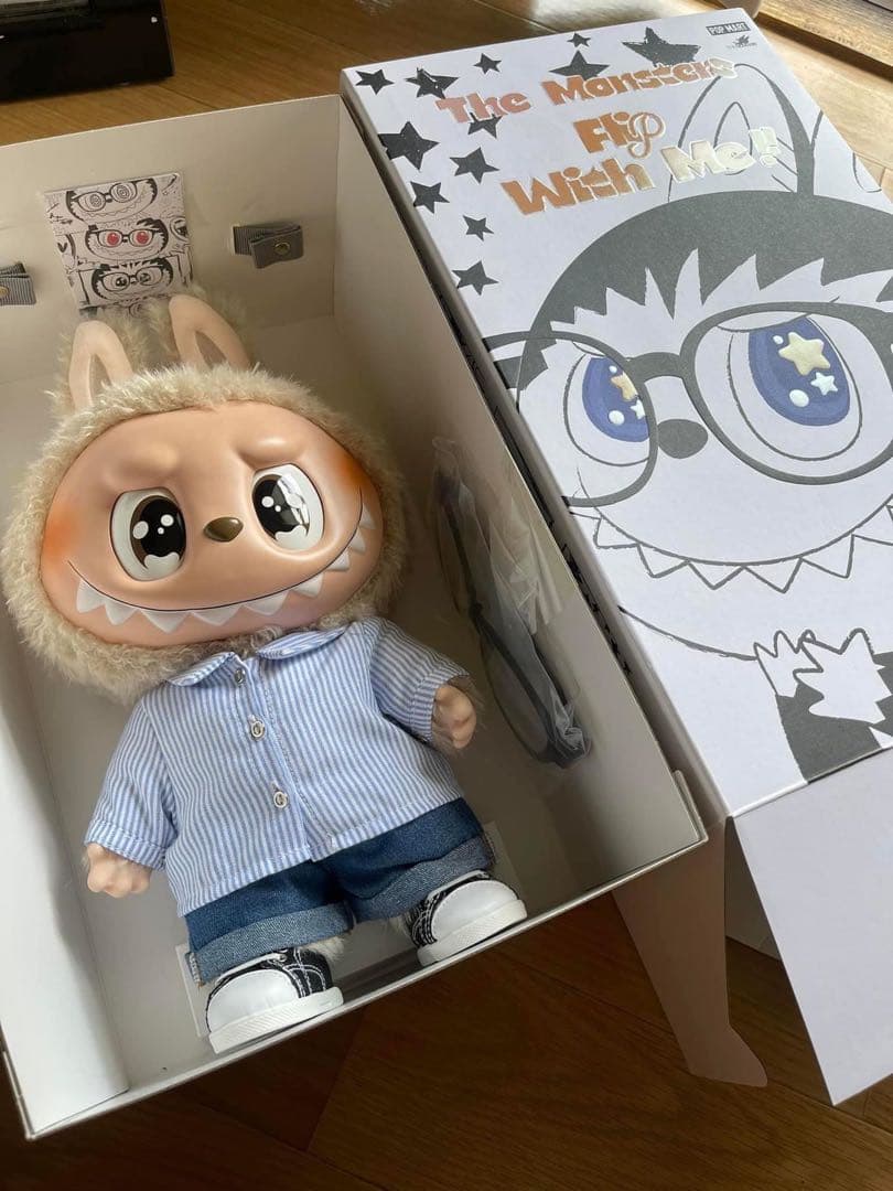 POPMART LABUBU FLIP WITH ME ぬいぐるみ - メルカリ