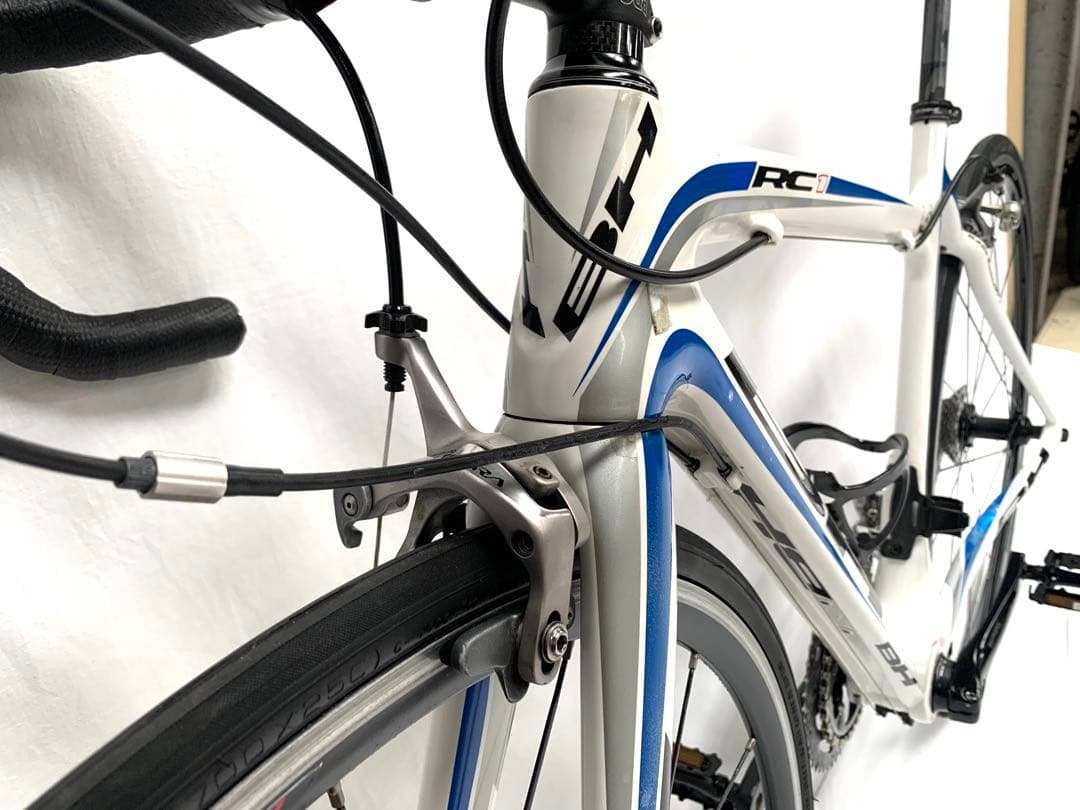 即乘】送料無料 BHフルカーポン ロードバイクRC1 超軽量8.1キロ 20速