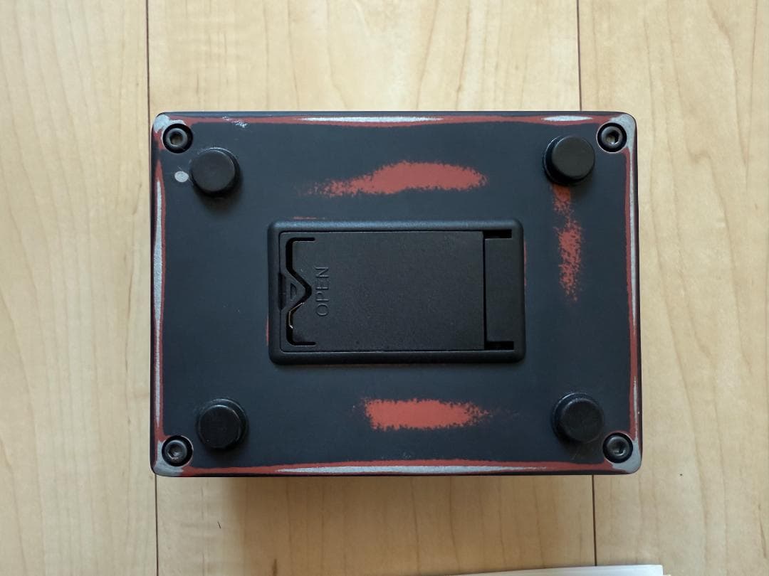 SLASH OCTAVE FUZZ（SF01）