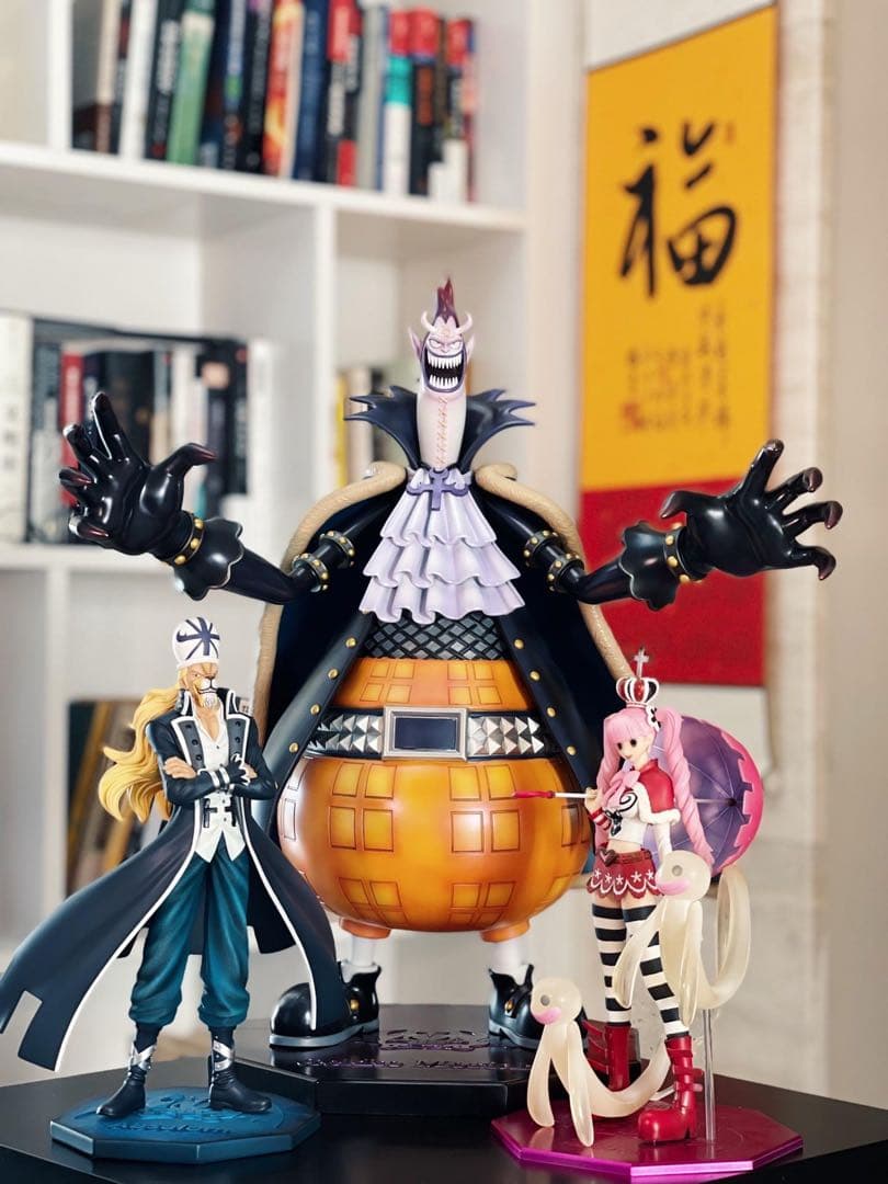 ONE PIECEワンピース ゲッコー・モリア フィギュア ガレージキット