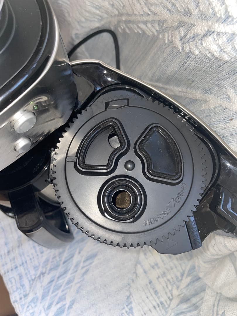 Cuisinart -クイジナート-ミル付きコーヒーメーカーDGB-900BC