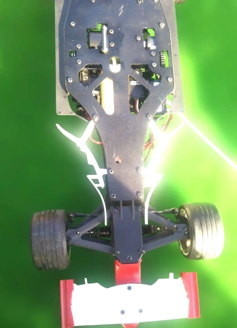 ディアゴスティーニFerrari F2004エンジンラジコンカー大量部品セット