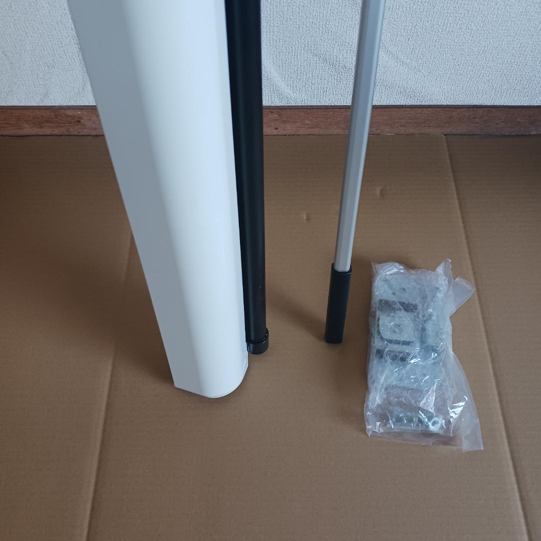 IZUMI 80インチ スプリングロールスクリーン IS-S80W 開封品