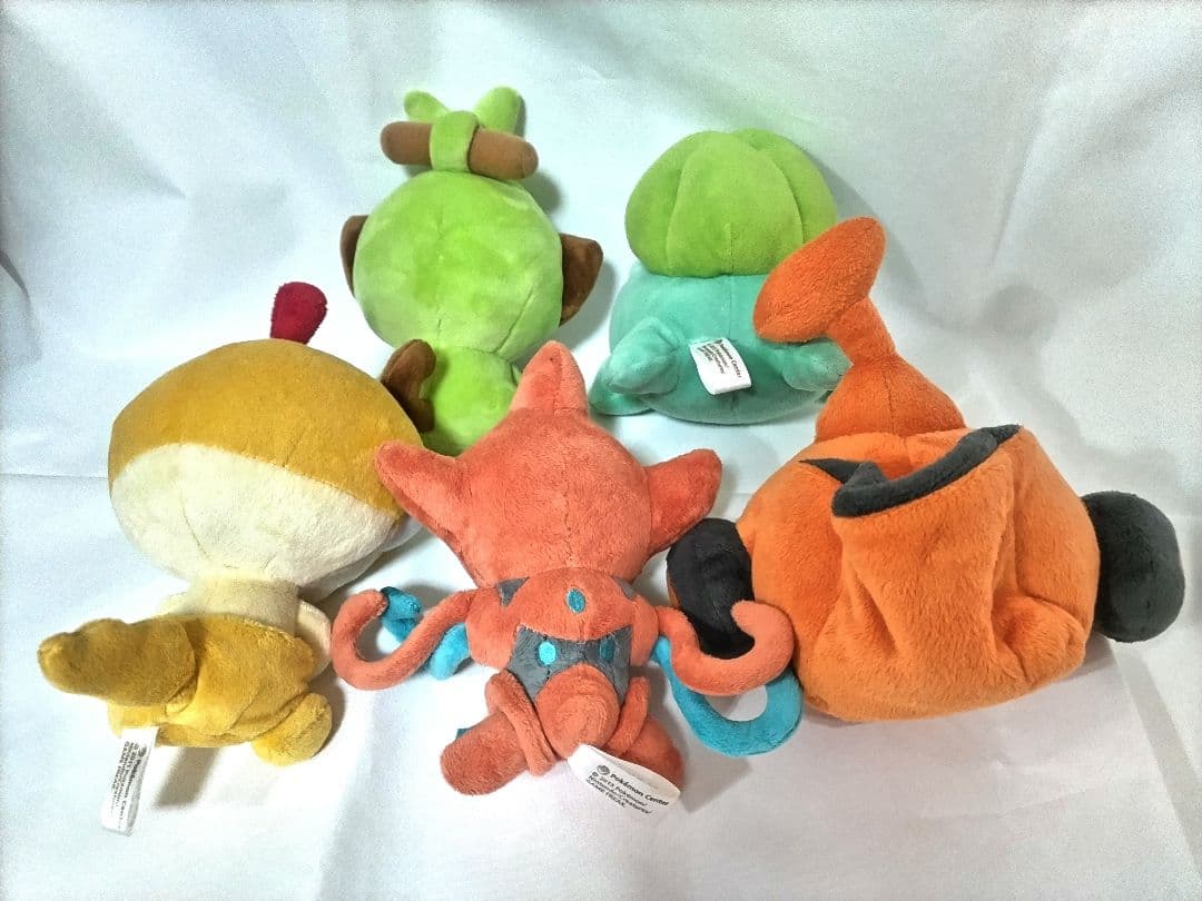 ポケドール　ポケモンドールズ　ぬいぐるみ　ポケモンセンター