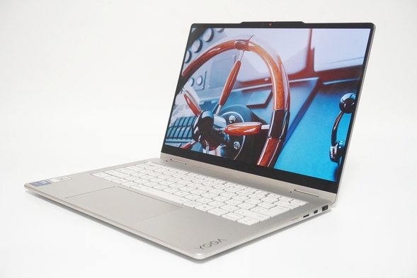 Lenovo Yoga 7i 2-in-1 Gen 10 14型Intelレビュー高性能＆多機能で